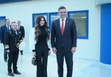 Β. Κικίλιας στη συνάντηση με Κ. Γκίλφοϊλ: «Συνεργασία με ΗΠΑ σε θέματα λιμενικών υποδομών, ναυτιλίας και ασφάλειας»