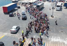 Ferryscanner: Οι ξένοι ταξιδιώτες αλλάζουν προτιμήσεις – Ποια ελληνικά νησιά κερδίζουν και ποια χάνουν έδαφος το φετινό καλοκαίρι