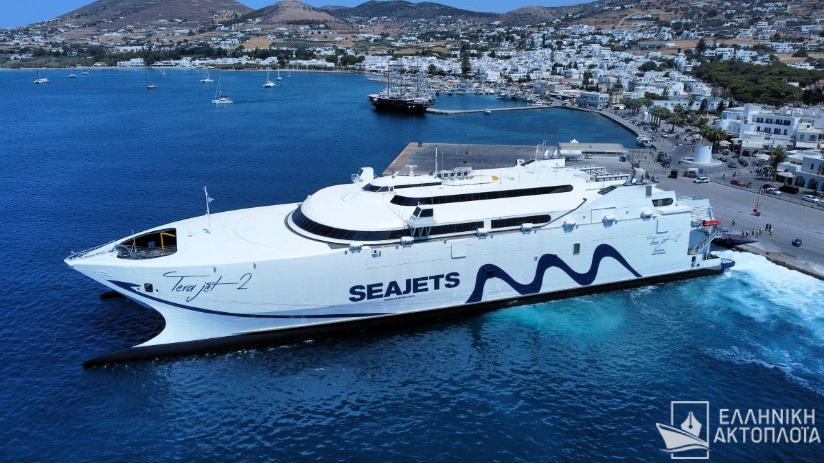 tera_jet_2_paros_11