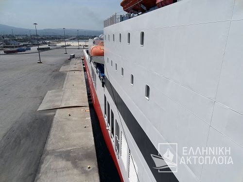 port of Patras-arrival
