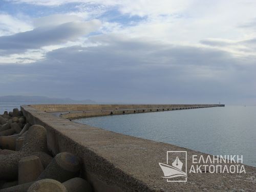 jetty of Heraklion port (Crete)