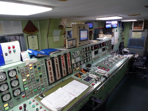 control room 